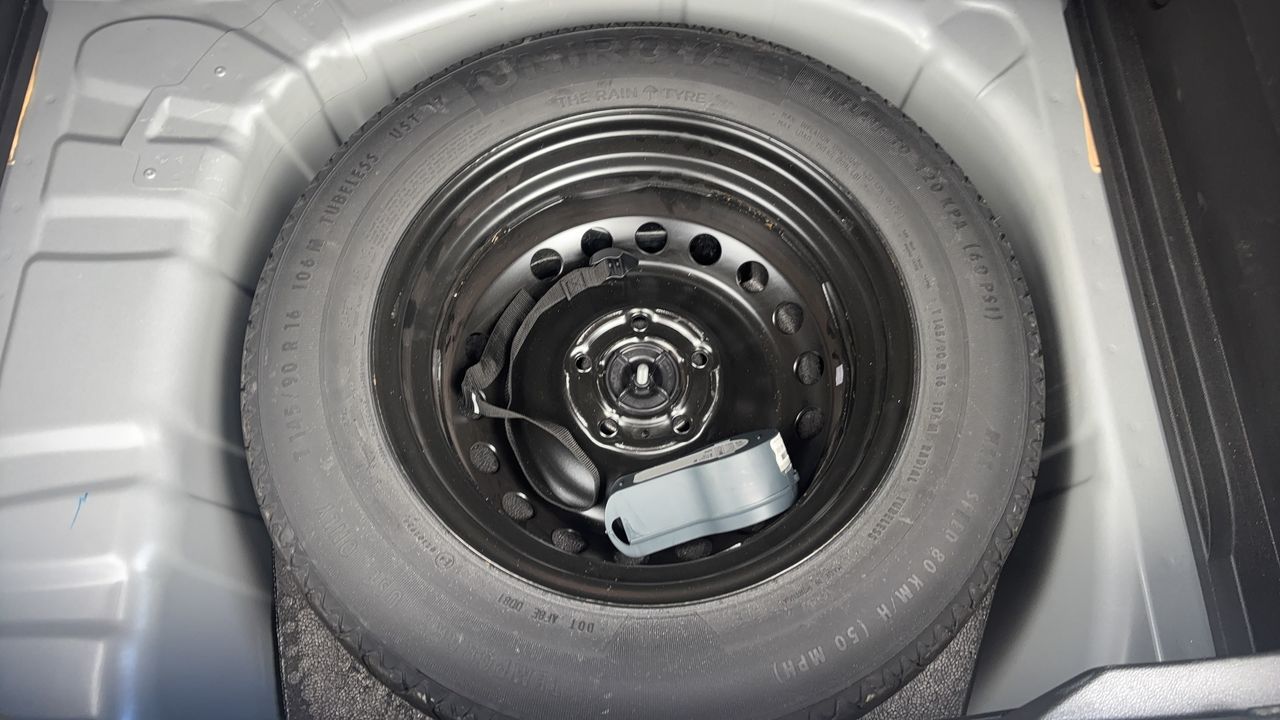 Photo de la roue de secours 1