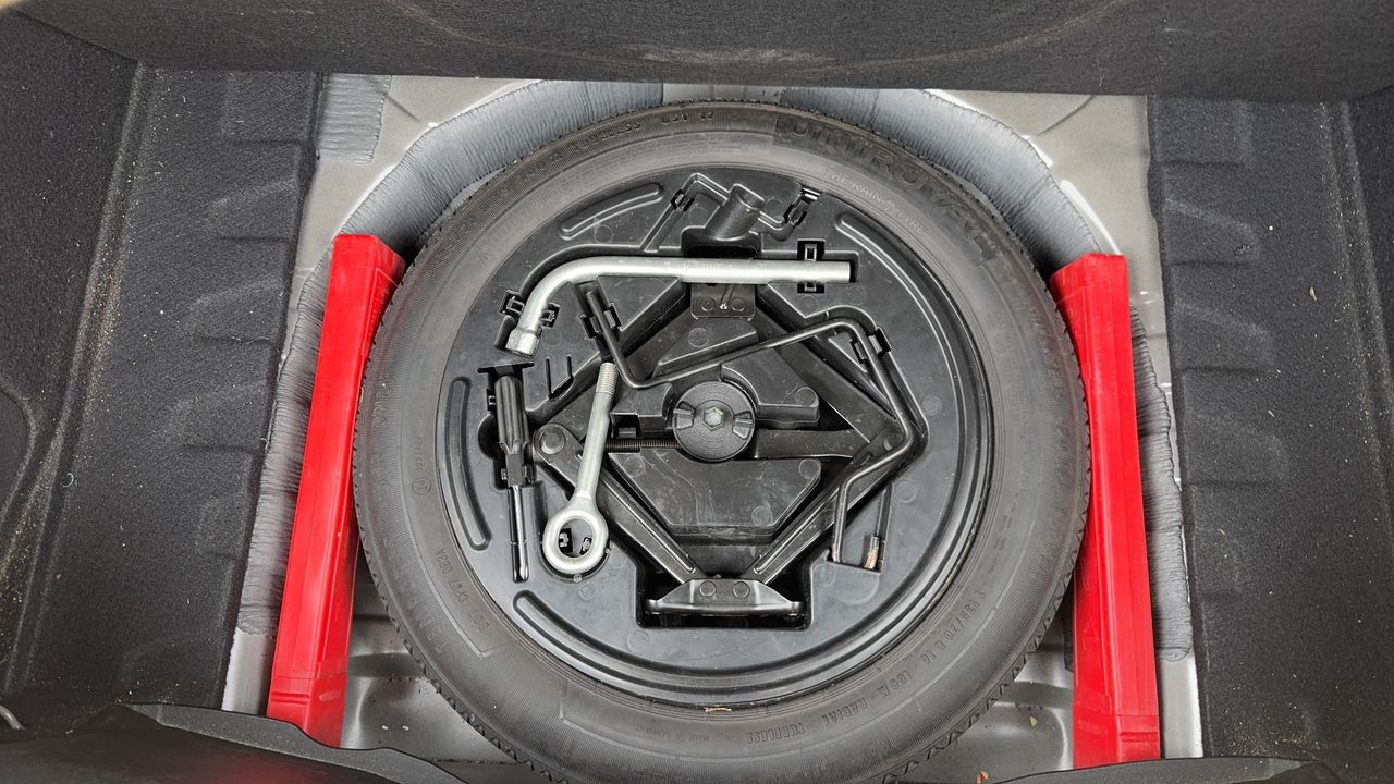 Photo de la roue de secours 1