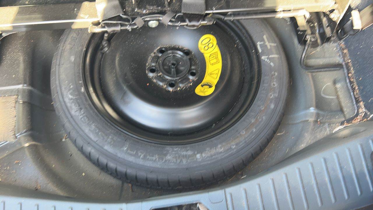 Photo de la roue de secours 1