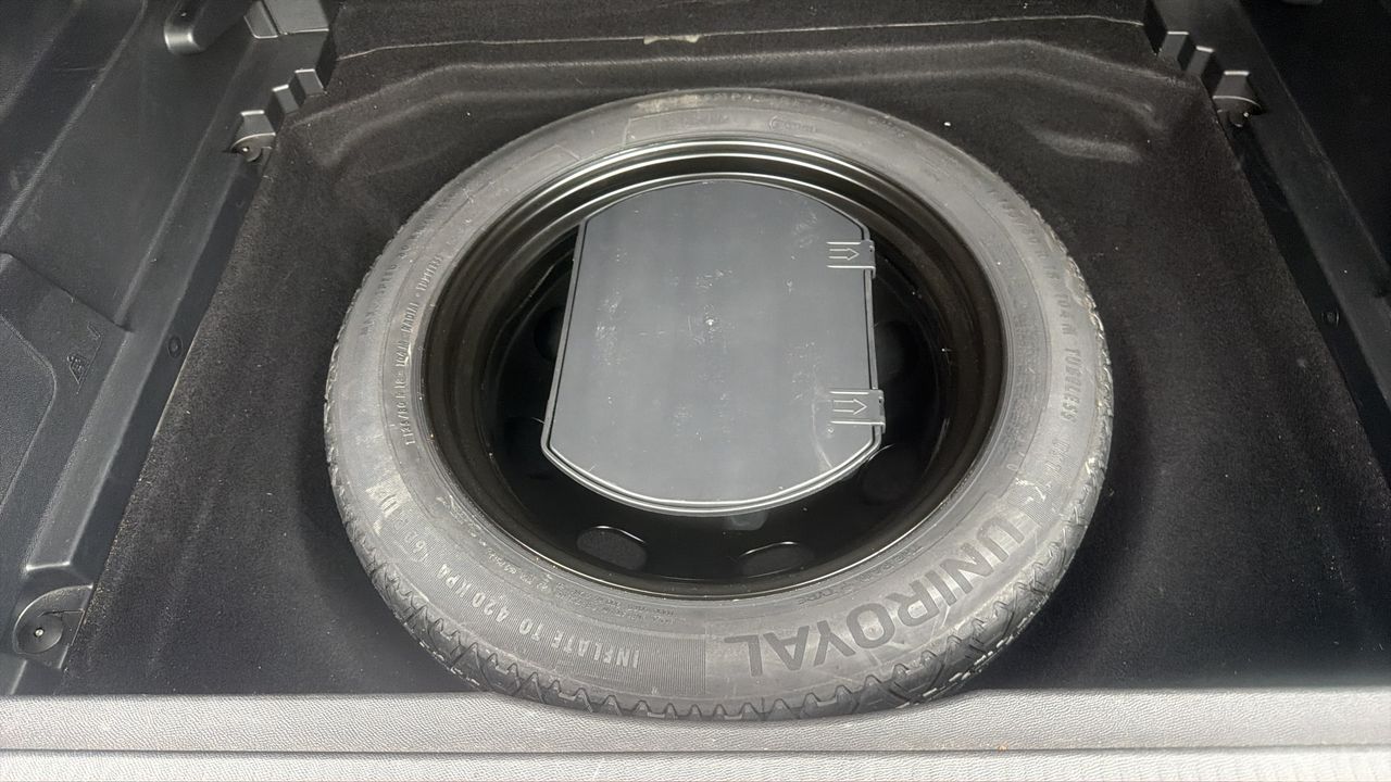 Photo de la roue de secours 1