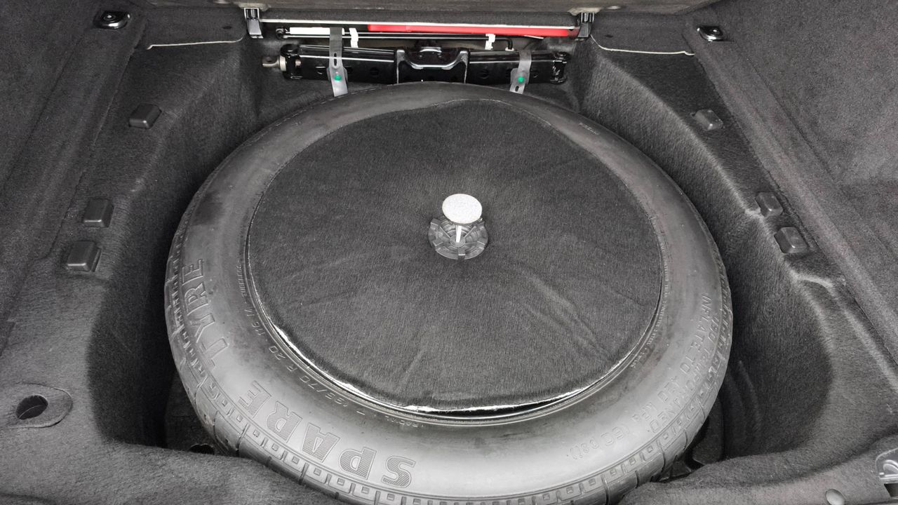 Photo de la roue de secours 1