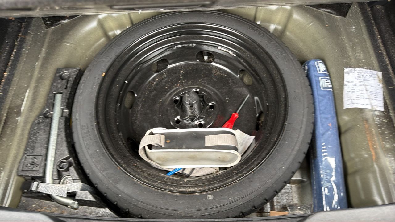 Photo de la roue de secours 1