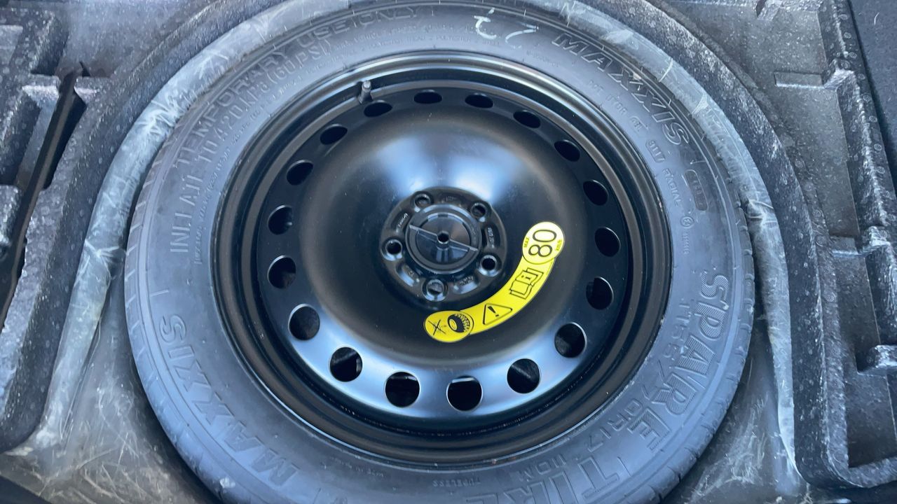 Photo de la roue de secours 1