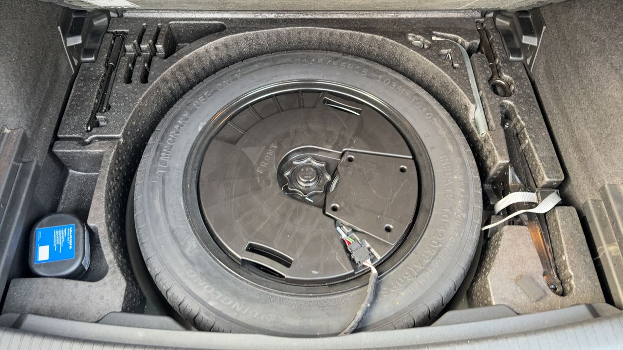 Photo de la roue de secours 1