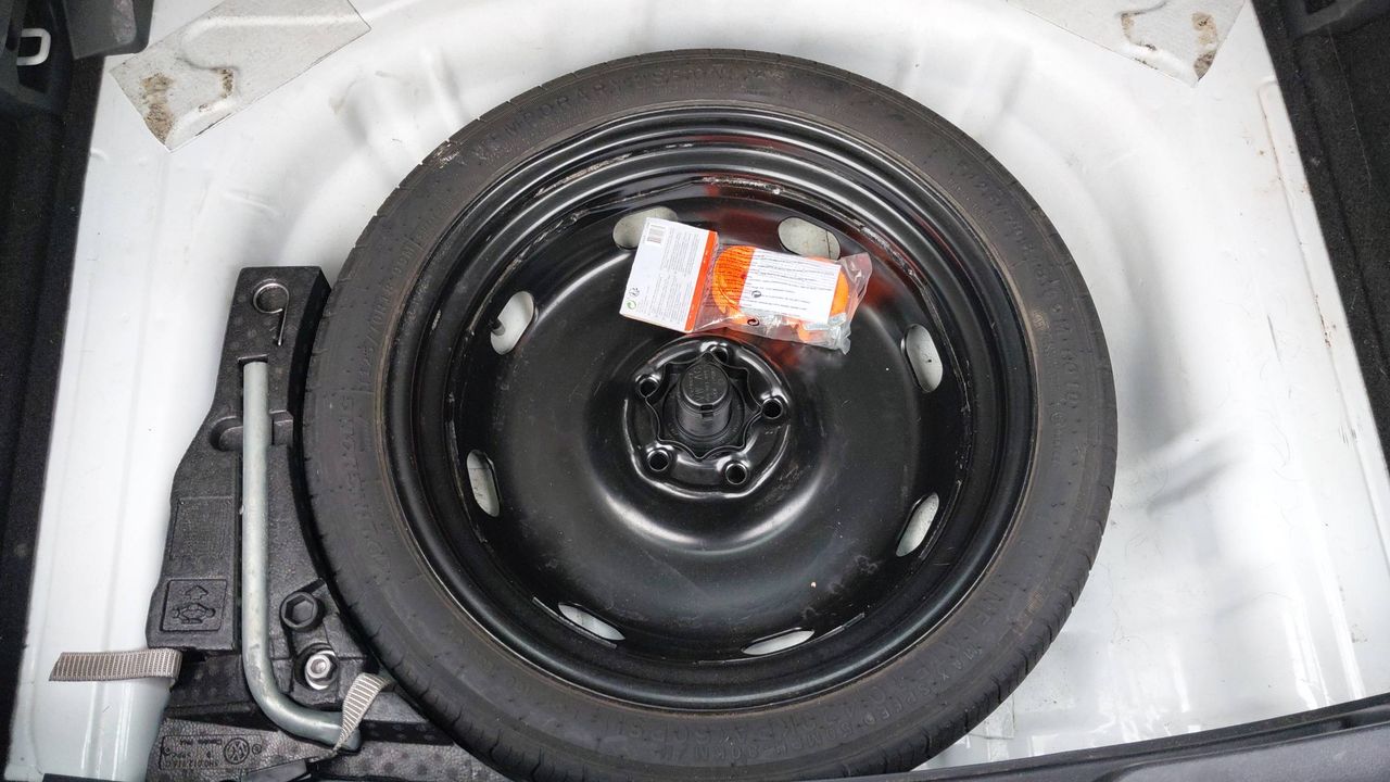 Photo de la roue de secours 1