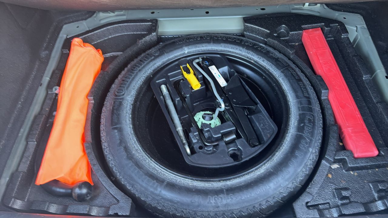 Photo de la roue de secours 1
