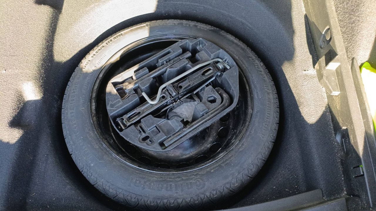 Photo de la roue de secours 1
