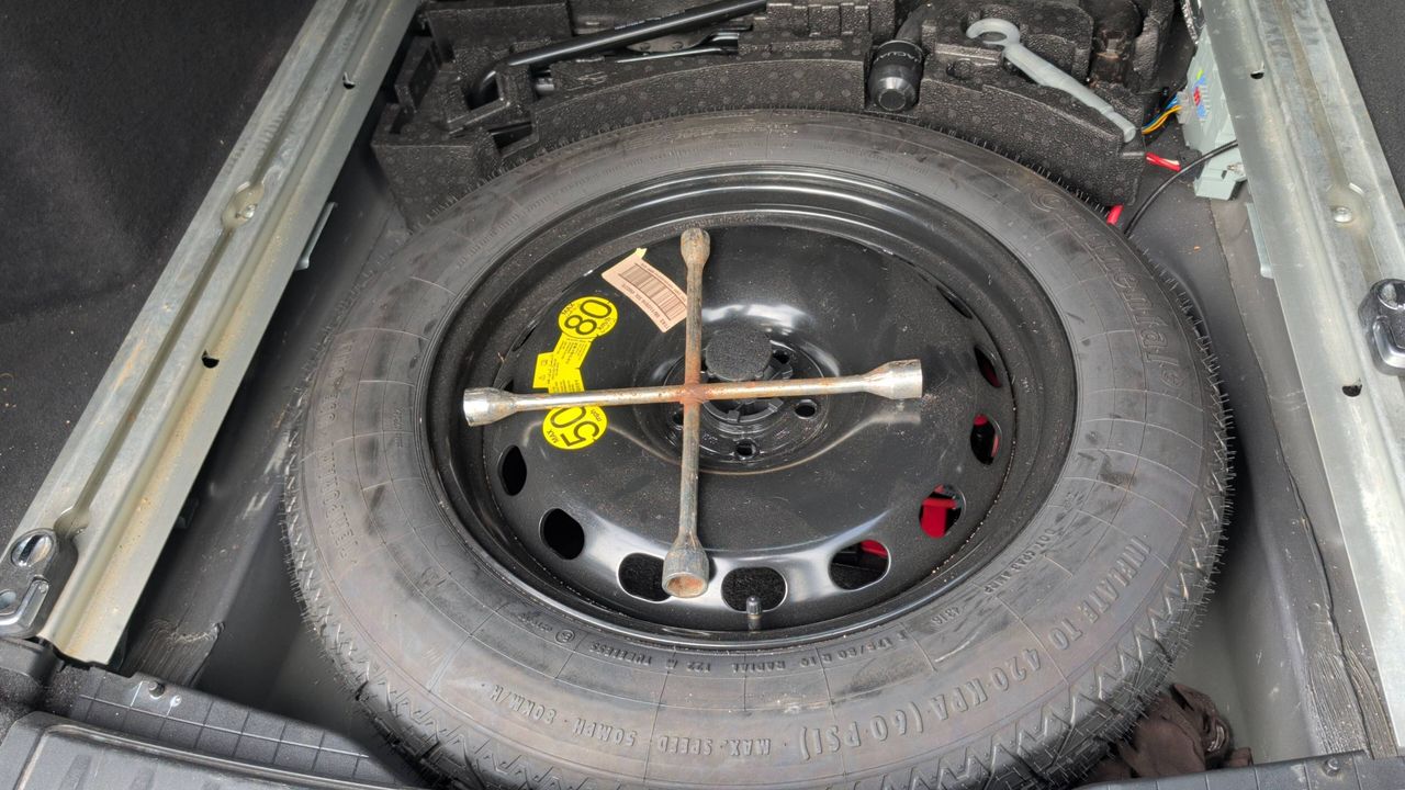 Photo de la roue de secours 1