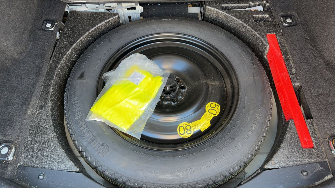 Photo de la roue de secours 1