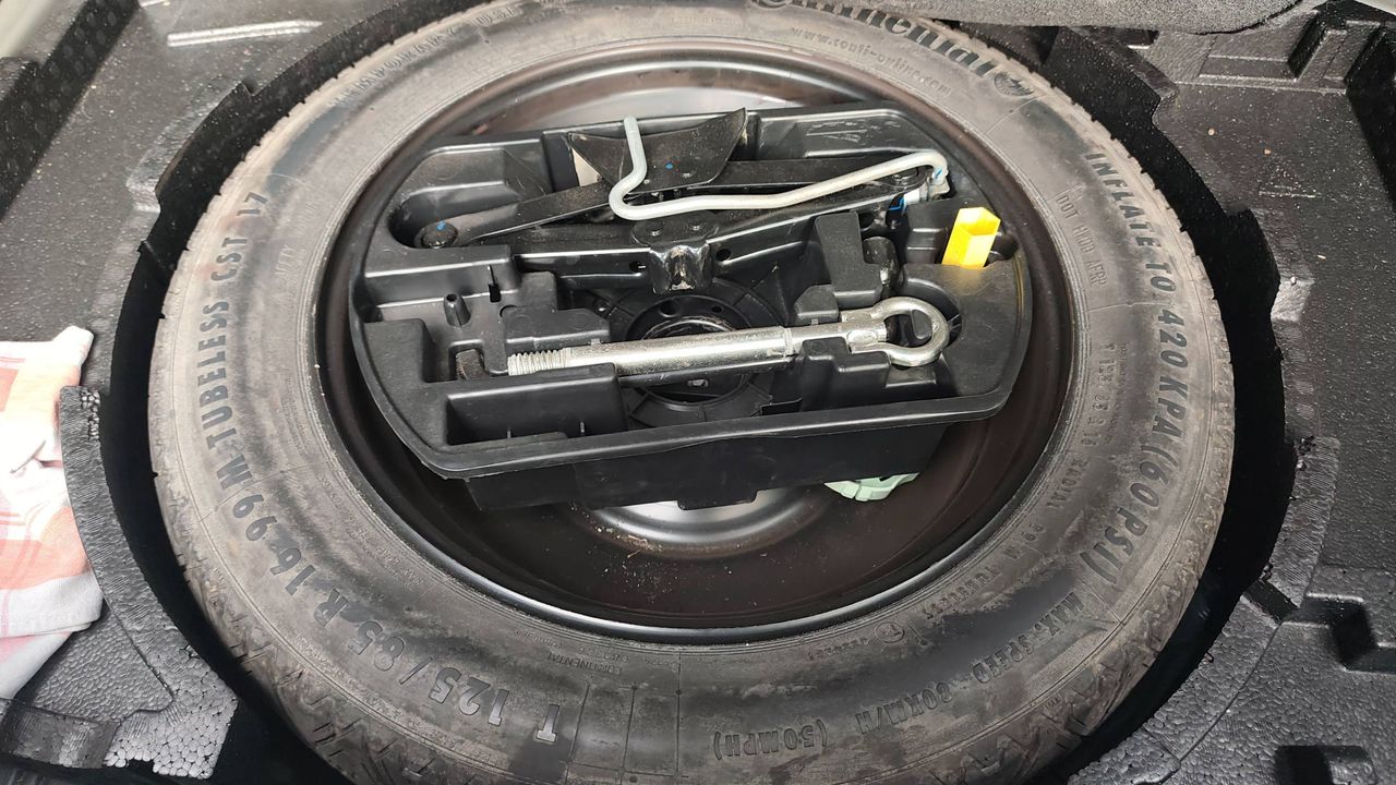 Photo de la roue de secours 1