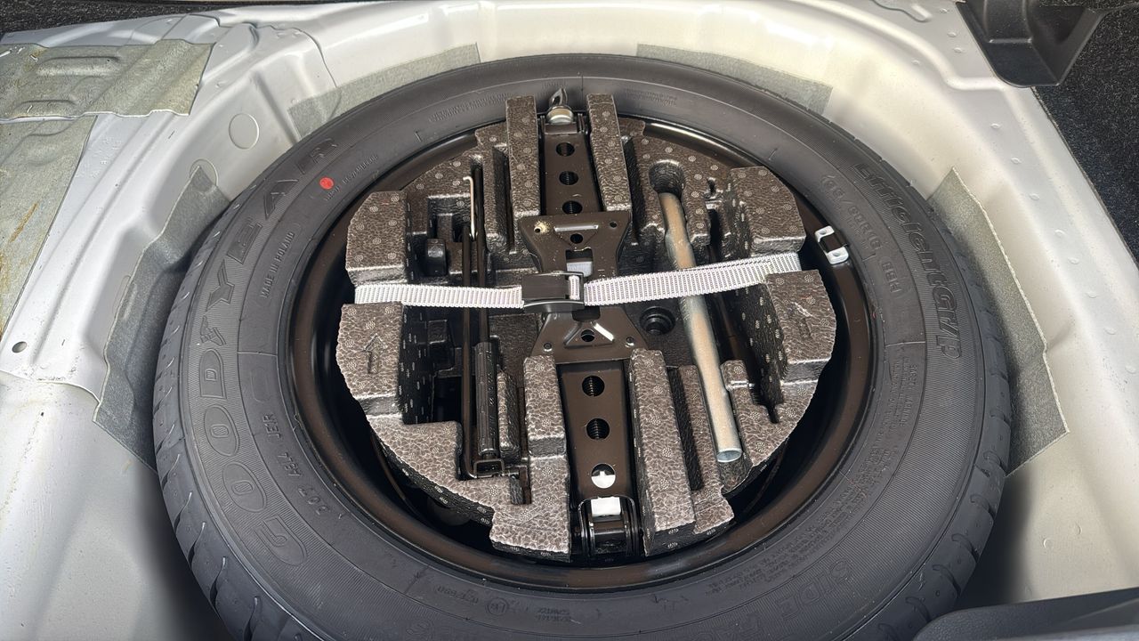 Photo de la roue de secours 1