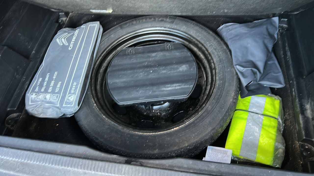 Photo de la roue de secours 1