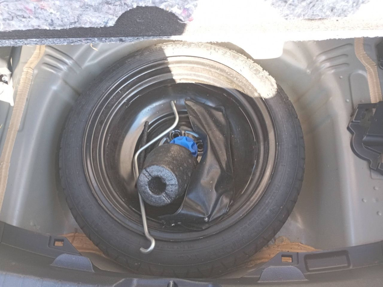 Photo de la roue de secours 1