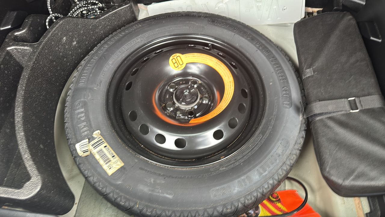 Photo de la roue de secours 1