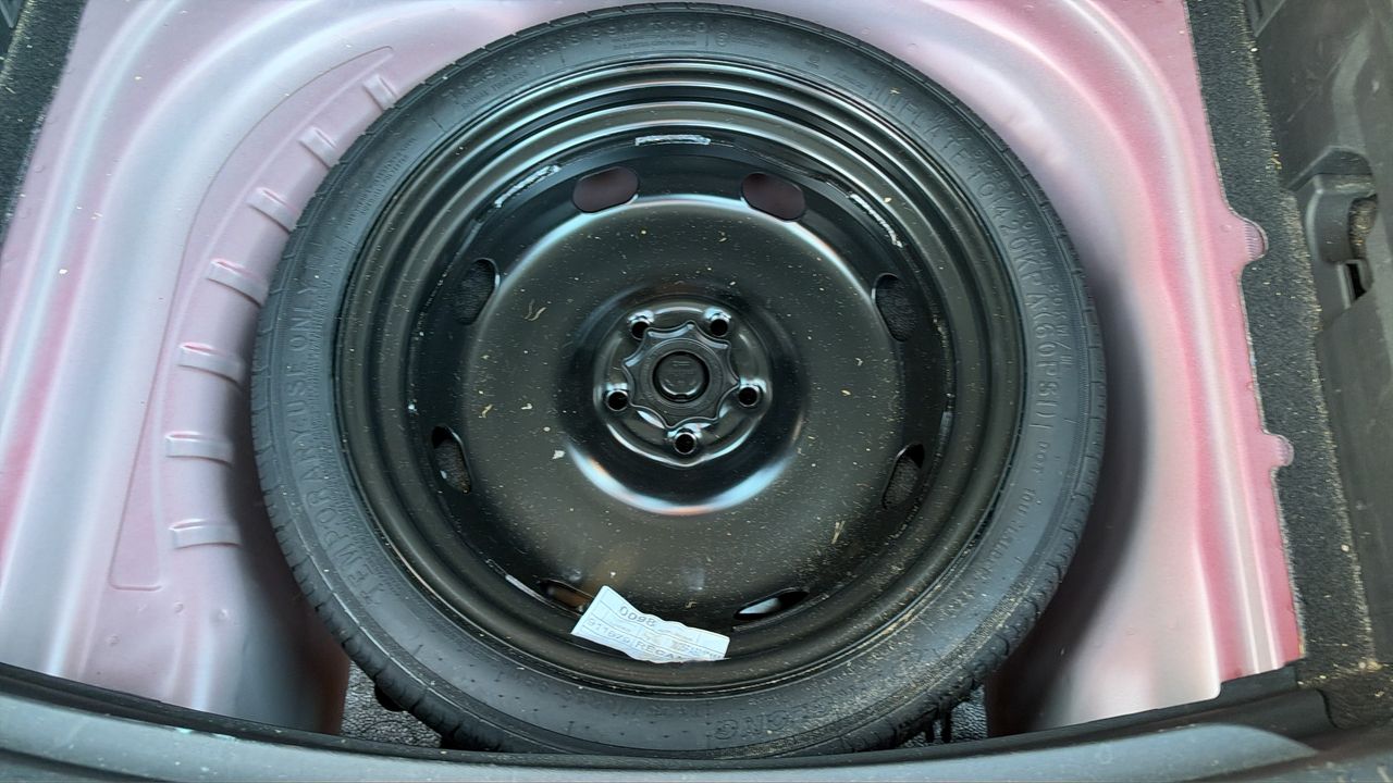 Photo de la roue de secours 1