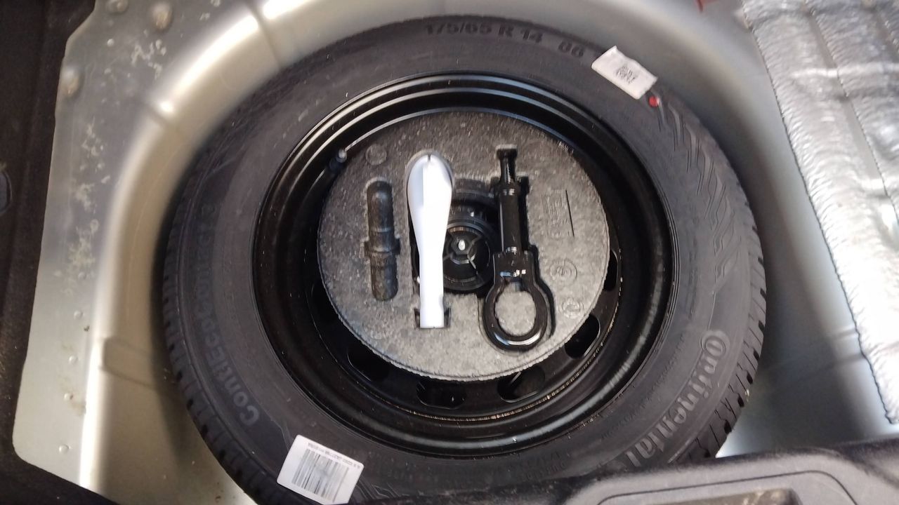 Photo de la roue de secours 1