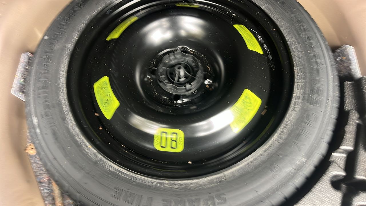 Photo de la roue de secours 1
