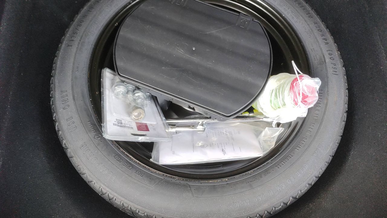 Photo de la roue de secours 1