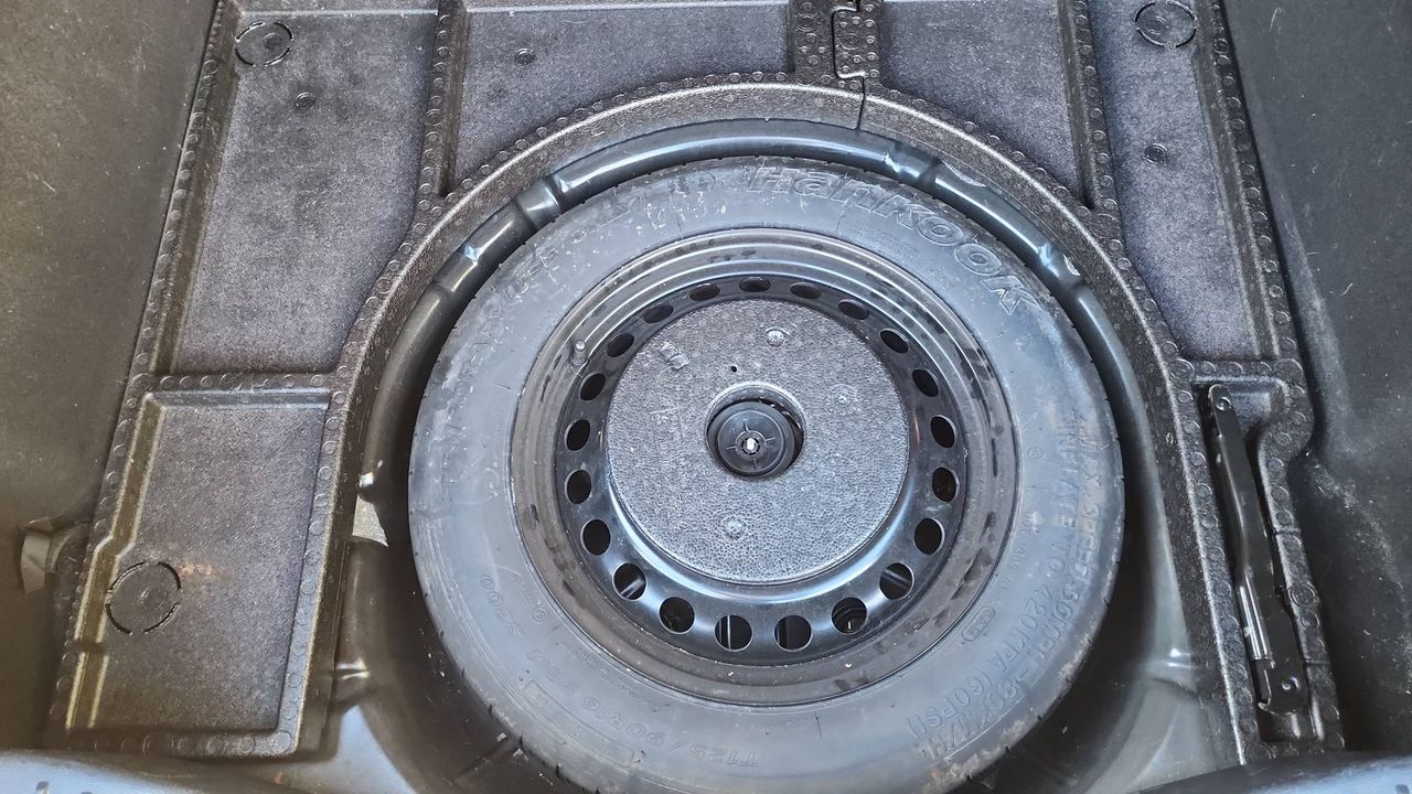 Photo de la roue de secours 1