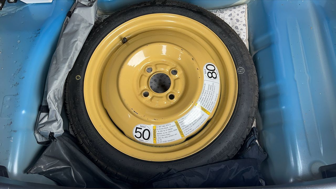 Photo de la roue de secours 1