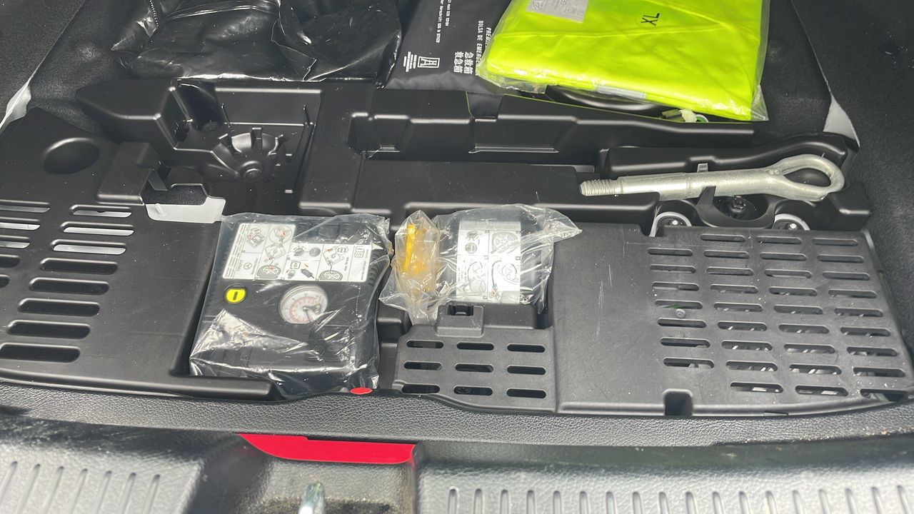 Photo de la roue de secours 1