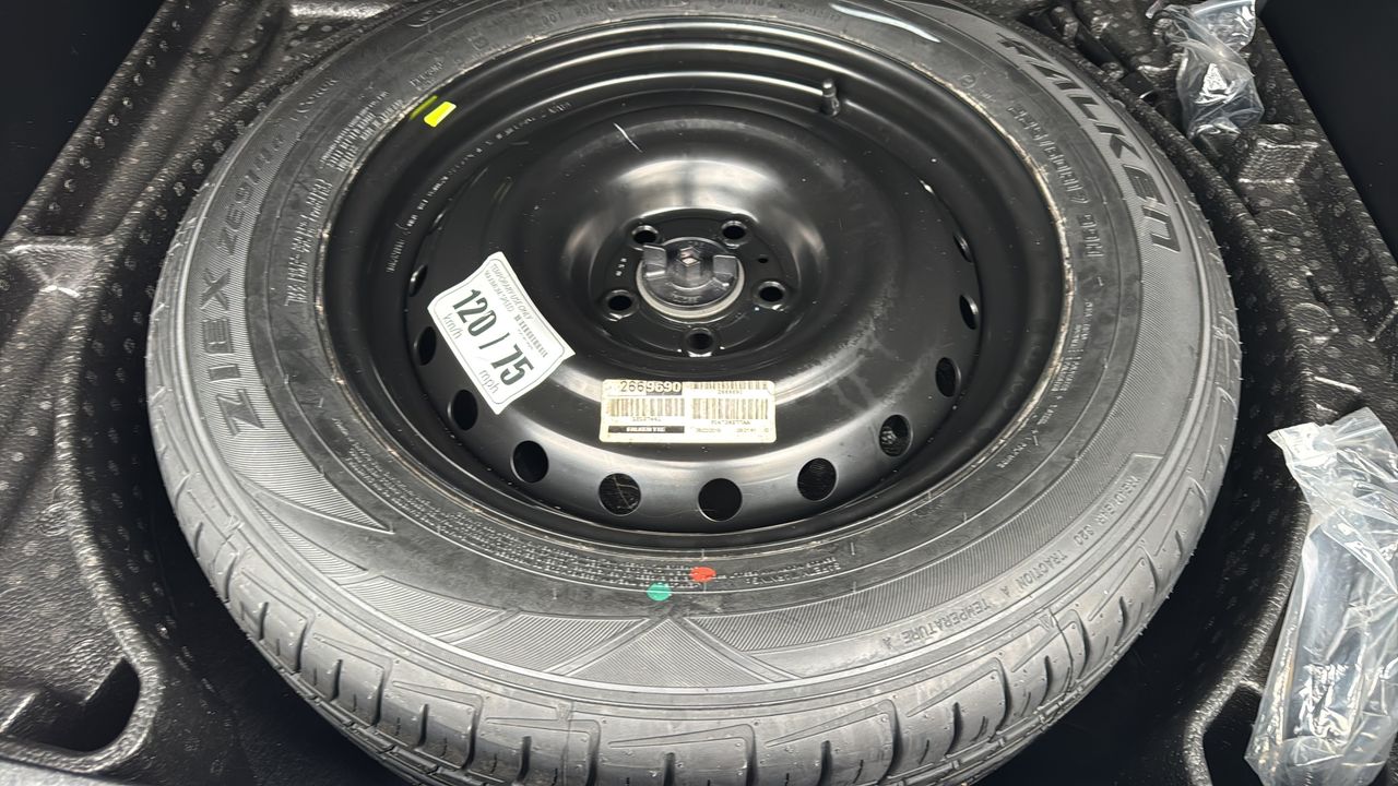 Photo de la roue de secours 1