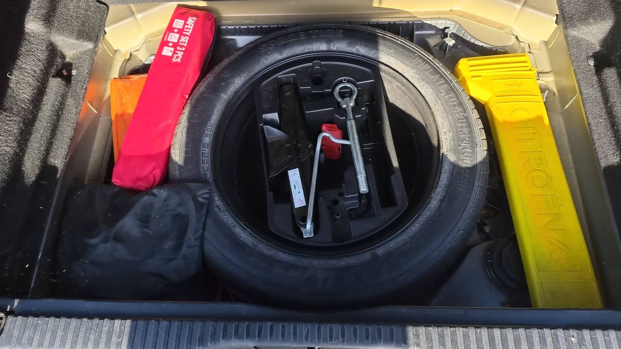 Photo de la roue de secours 1