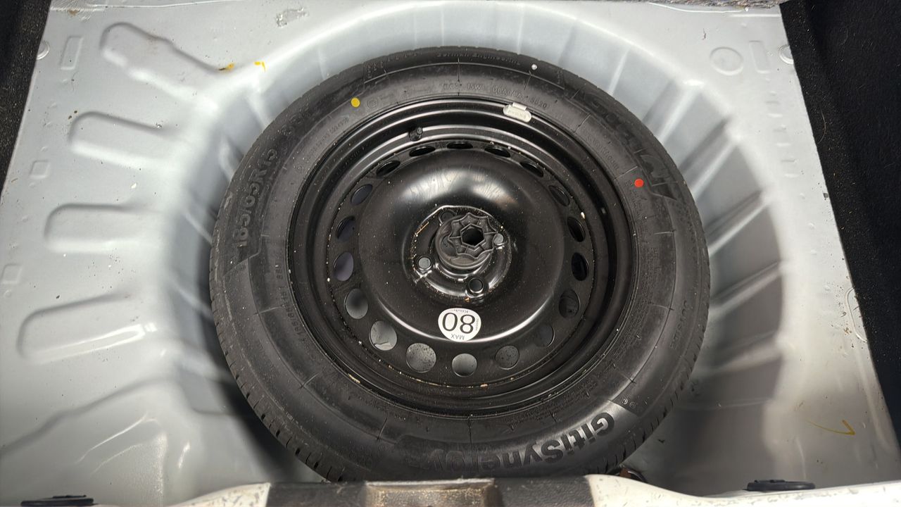 Photo de la roue de secours 1