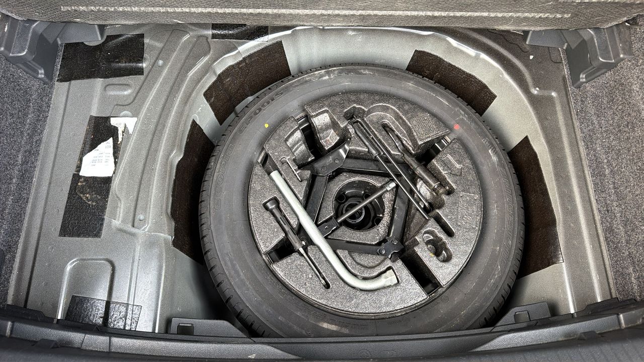Photo de la roue de secours 1