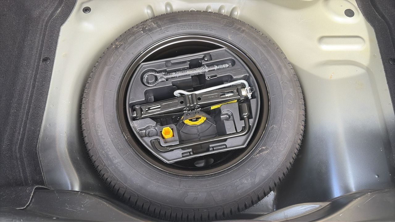 Photo de la roue de secours 1