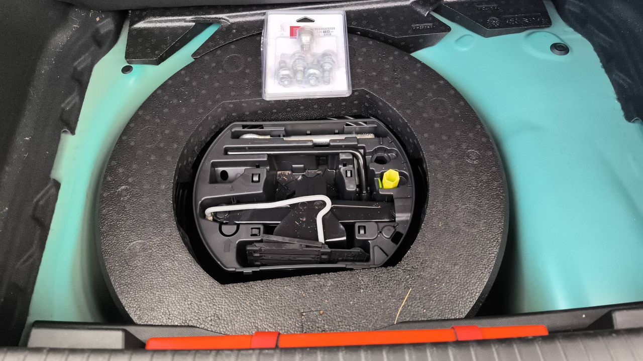 Photo de la roue de secours 1
