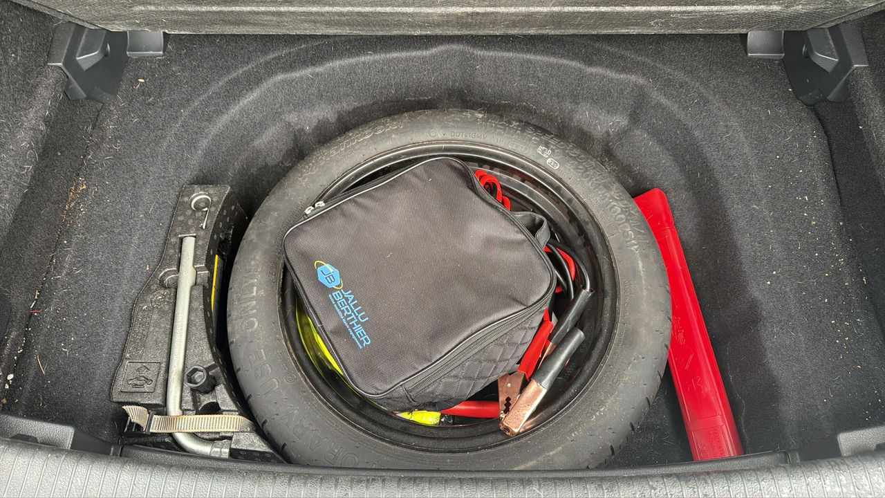 Photo de la roue de secours 1