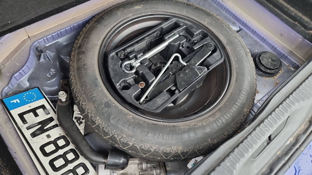 Photo de la roue de secours 1