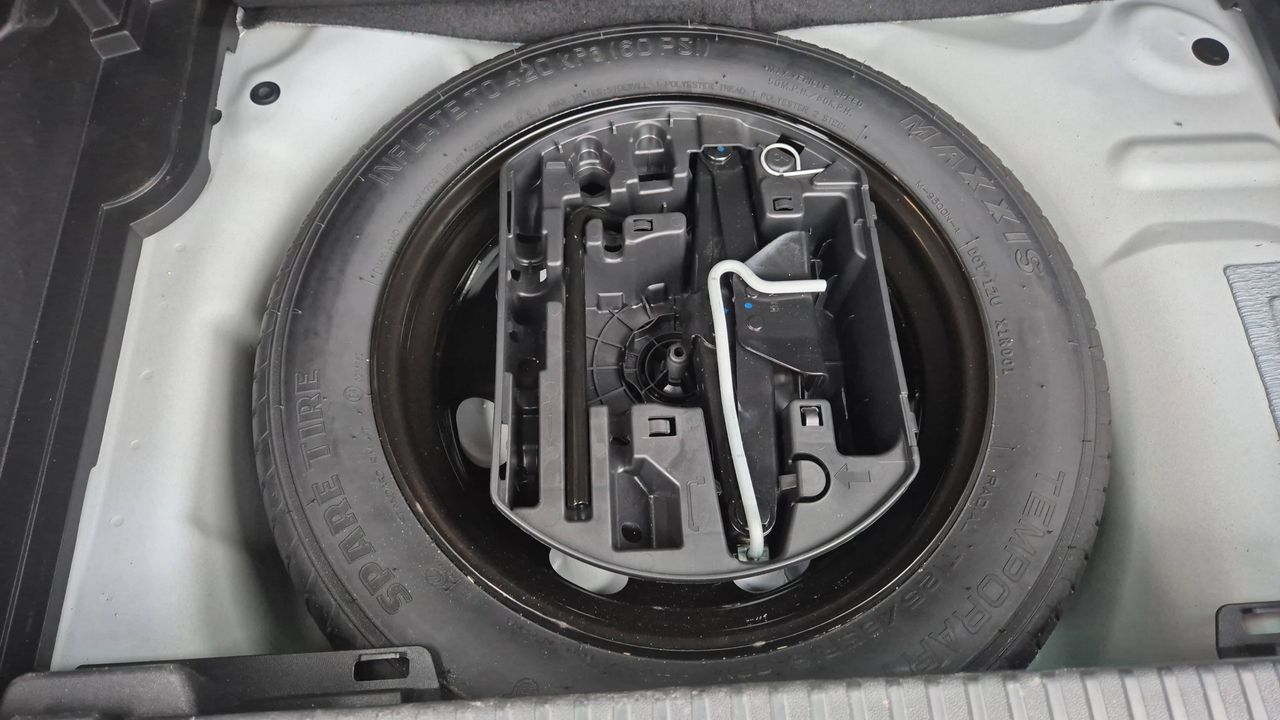 Photo de la roue de secours 1