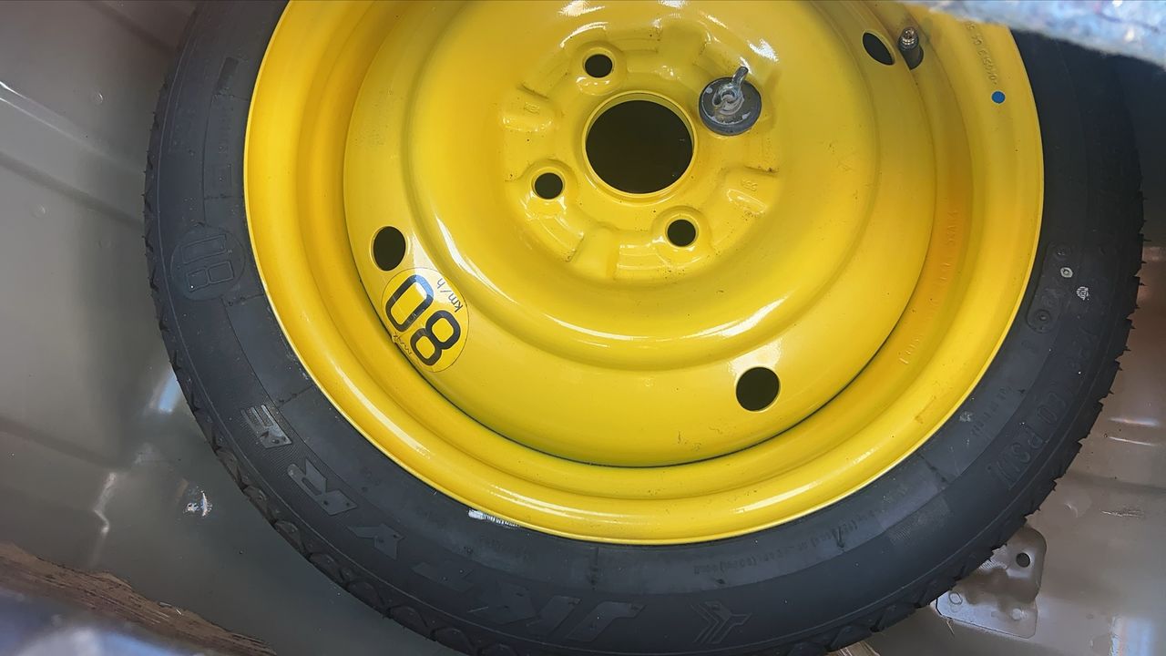 Photo de la roue de secours 1