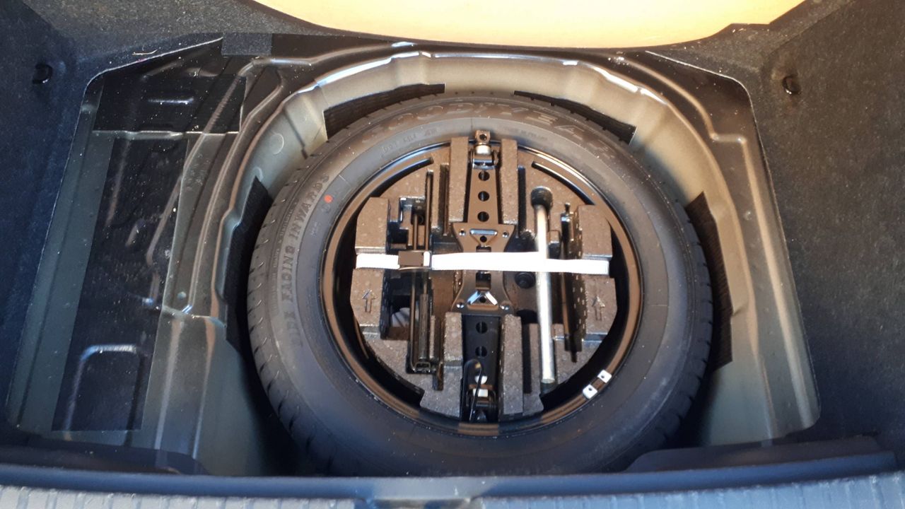 Photo de la roue de secours 1