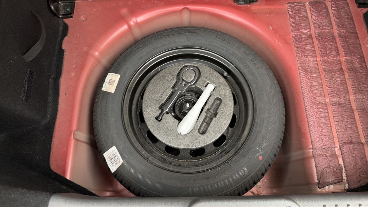 Photo de la roue de secours 1