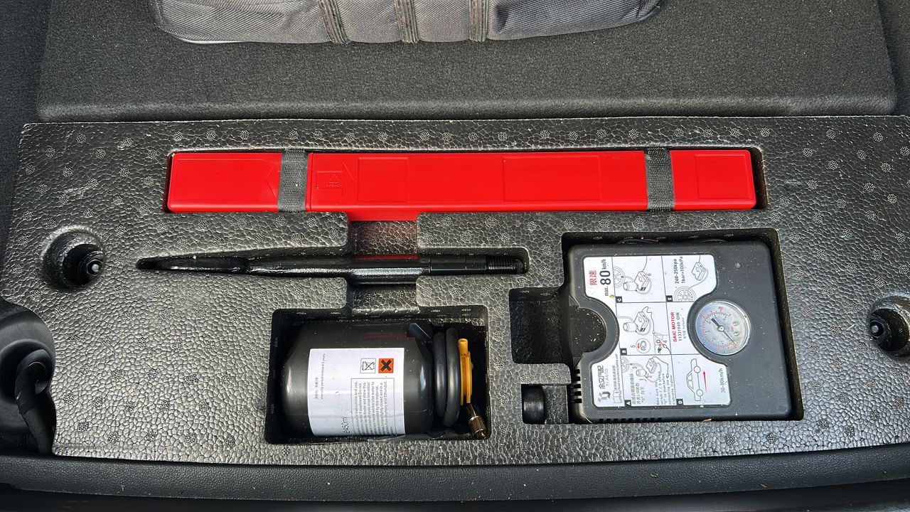 Photo de la roue de secours 1
