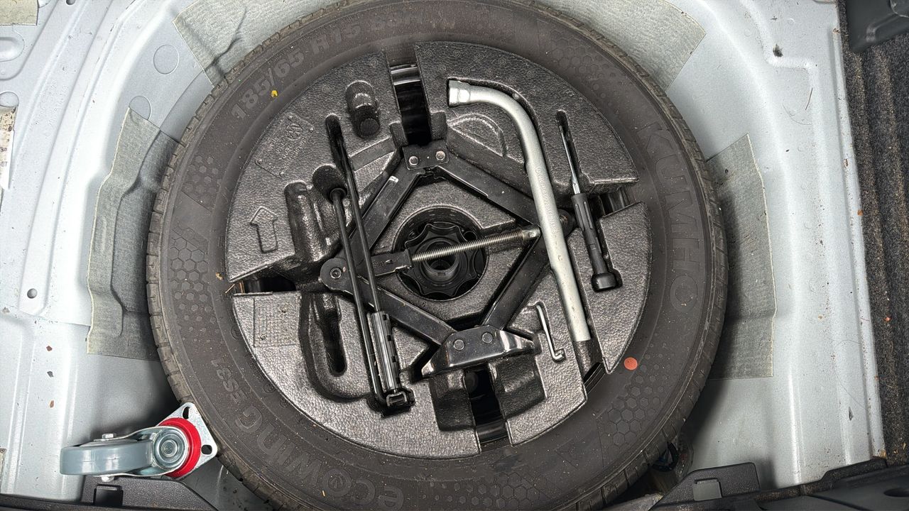 Photo de la roue de secours 1
