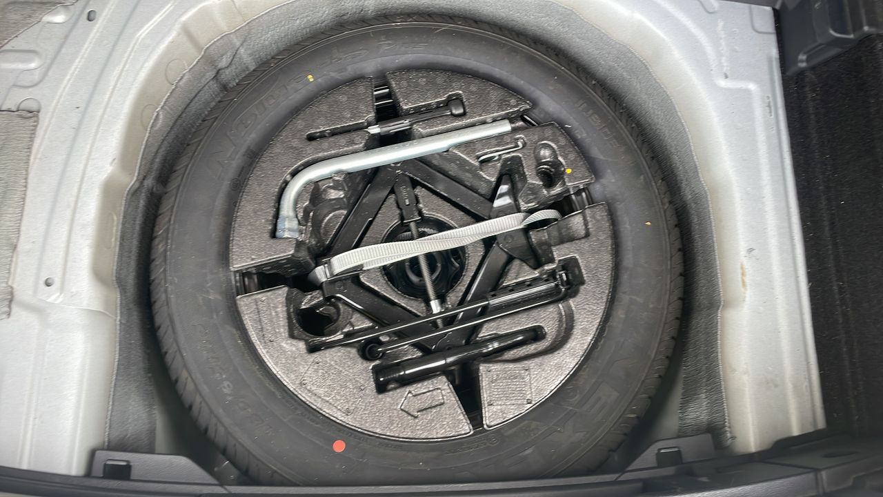 Photo de la roue de secours 1