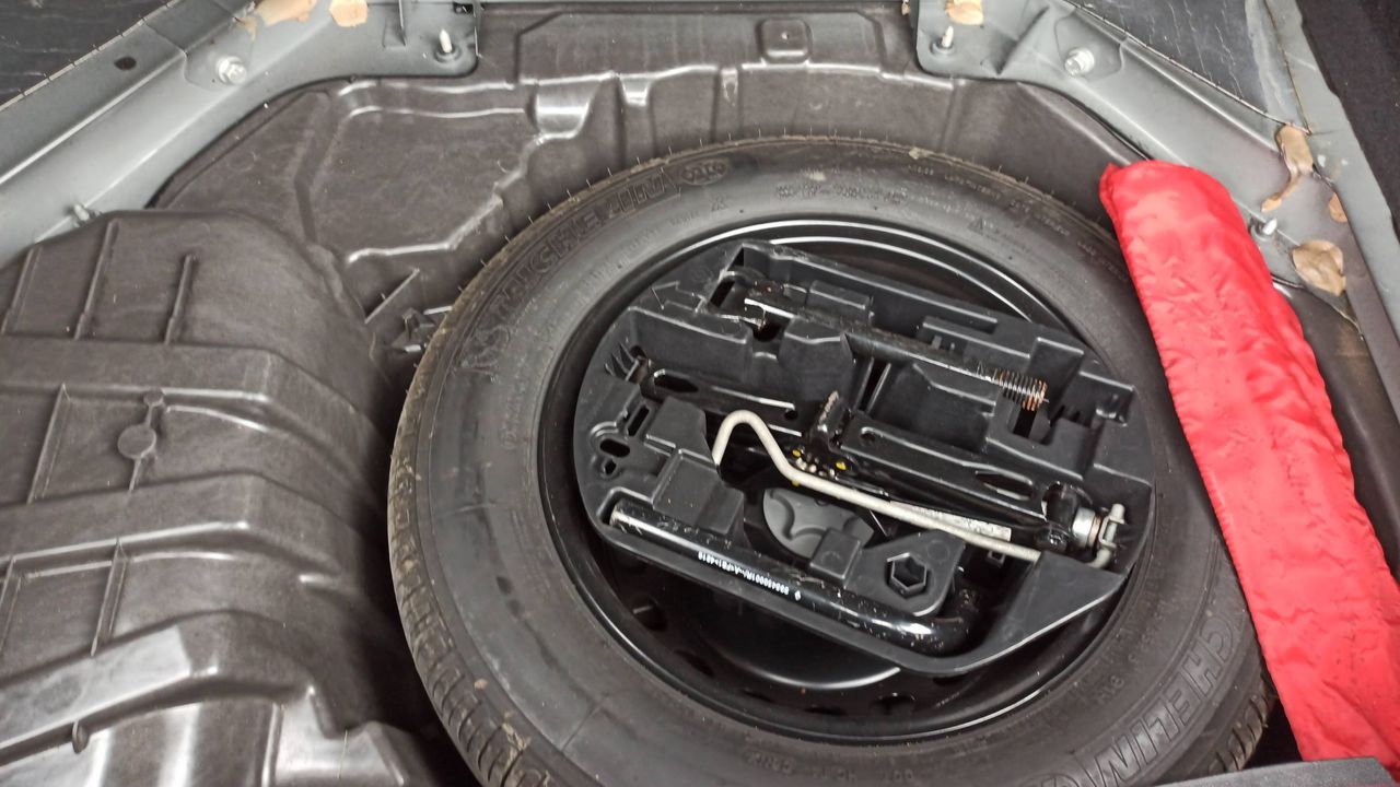 Photo de la roue de secours 1