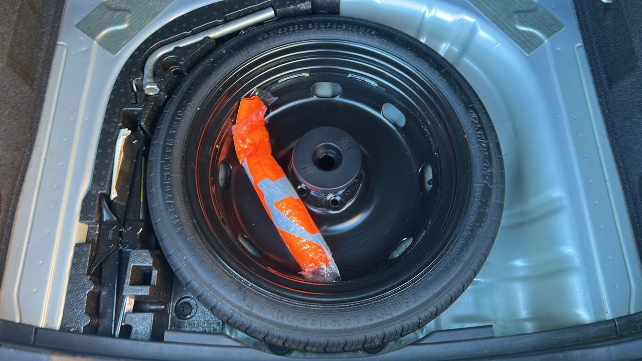 Photo de la roue de secours 1