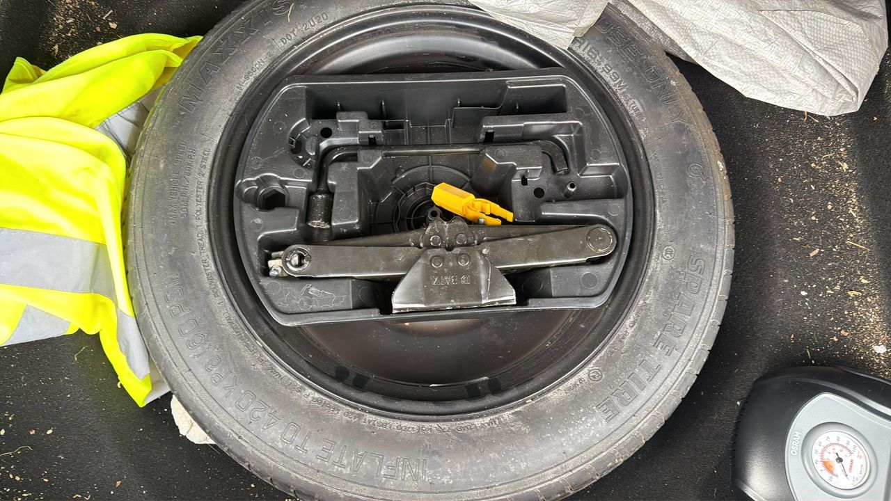 Photo de la roue de secours 1