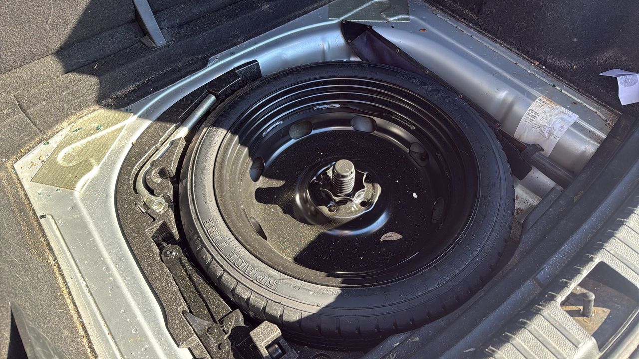 Photo de la roue de secours 1