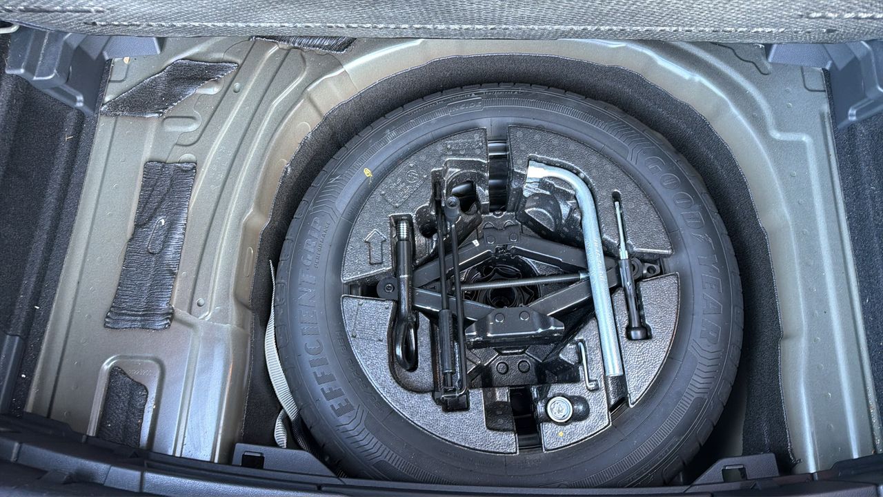 Photo de la roue de secours 1