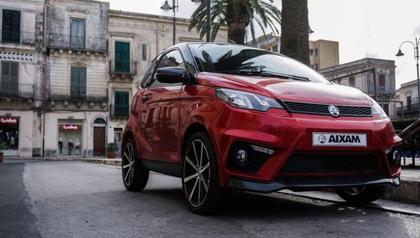 Voiture sans permis d'occasion : guide complet pour bien acheter