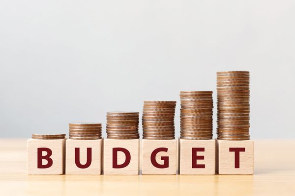 Budget voiture 2026 : combien prévoir pour acheter une voiture sans se tromper