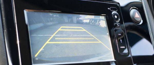 Caméra de recul / radar de recul : quelles différences ?