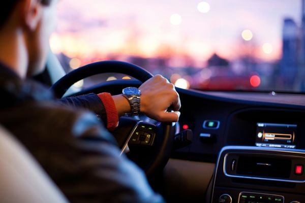 Les risques de l’achat ou de la vente d’une voiture en espèces
