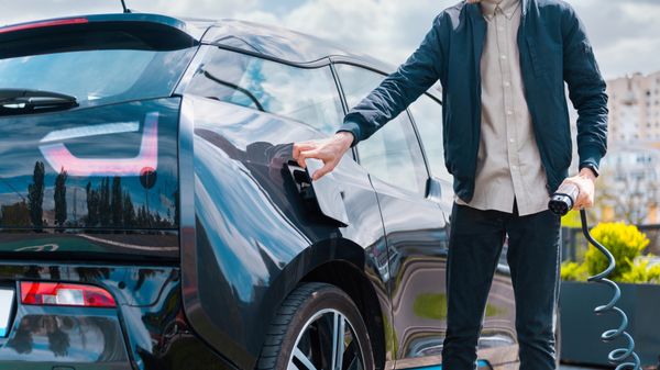 L’Europe déclasse l’hybride rechargeable